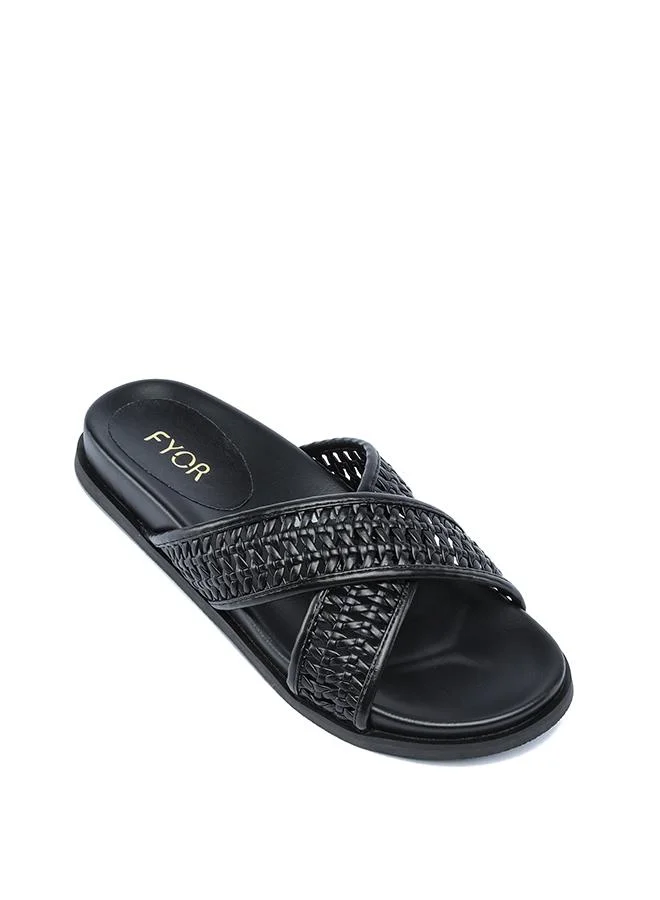 فايور Stylish Woven Cross-Strap Slide AJ 014